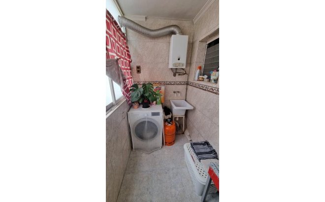 Resale - Apartment -
Torrevieja - Habaneras