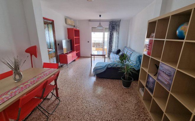 Resale - Apartment -
Torrevieja - Habaneras