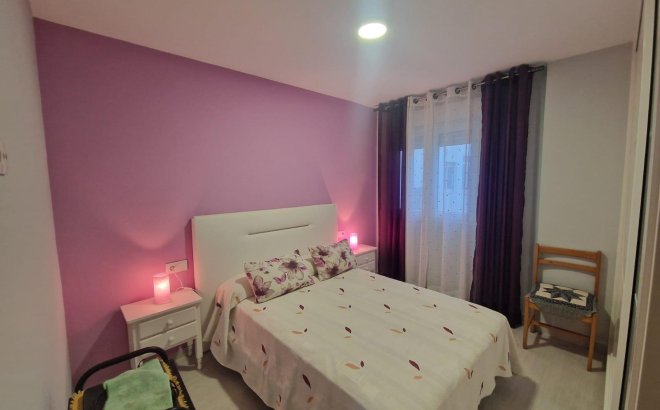 Revente - Appartement -
Torrevieja - Playa del Cura
