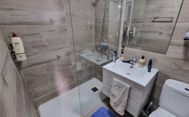 Resale - Bungalow -
Torrevieja - La Siesta - El Salado - Torreta