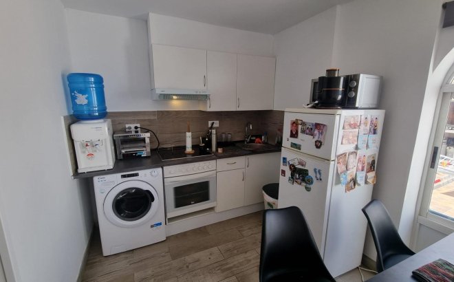 Resale - Bungalow -
Torrevieja - La Siesta - El Salado - Torreta