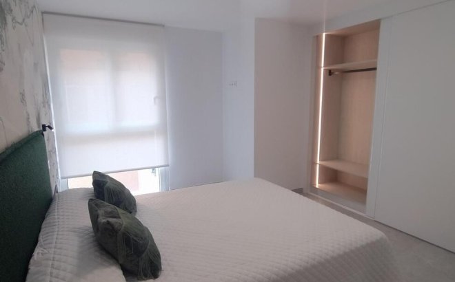 Resale - Apartment -
Torrevieja - Torreblanca