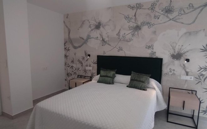 Resale - Apartment -
Torrevieja - Torreblanca