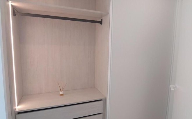 Resale - Apartment -
Torrevieja - Torreblanca