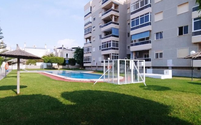 Resale - Apartment -
Torrevieja - Torreblanca