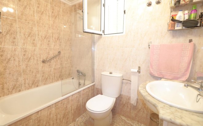 Resale - Apartment -
Torrevieja - Acequion