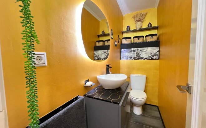 Resale - Apartment -
Torrevieja - Playa del Cura