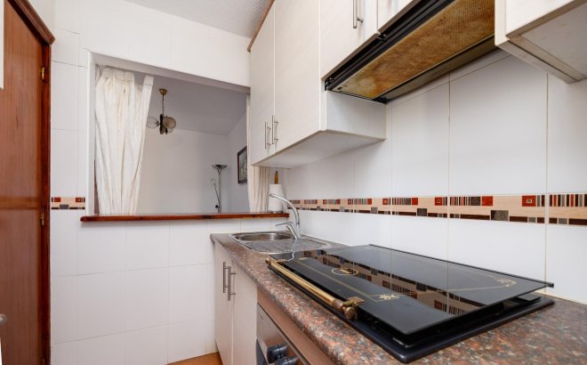 Resale - Apartment -
Torrevieja - La Mata