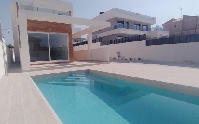 Revente - Villa Penthouse -
Torrevieja - Aguas Nuevas