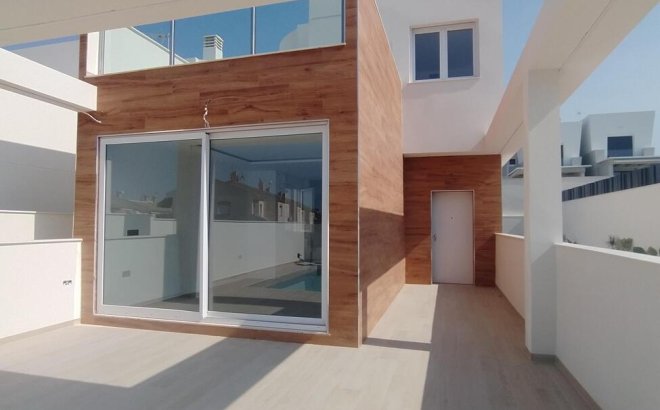 Revente - Villa Penthouse -
Torrevieja - Aguas Nuevas