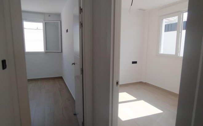 Revente - Villa Penthouse -
Torrevieja - Aguas Nuevas