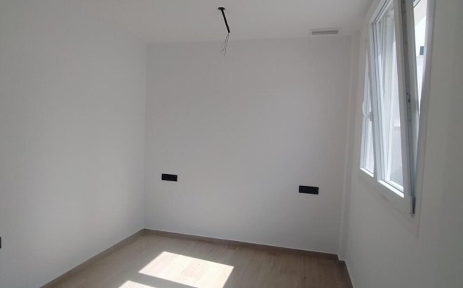 Revente - Villa Penthouse -
Torrevieja - Aguas Nuevas