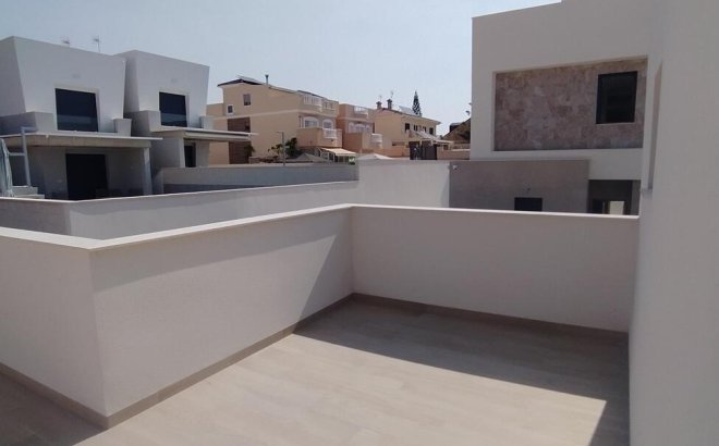 Revente - Villa Penthouse -
Torrevieja - Aguas Nuevas