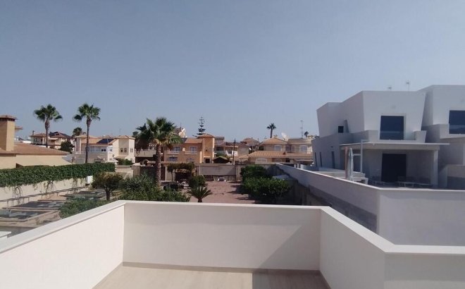 Revente - Villa Penthouse -
Torrevieja - Aguas Nuevas