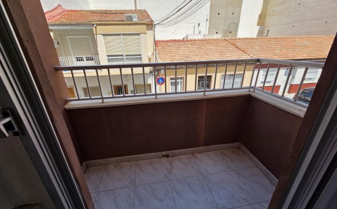 Revente - Appartement -
Torrevieja - Las Piscinas Naturales