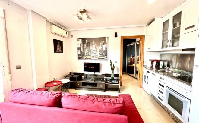 Resale - Penthouse -
Torrevieja - Centro