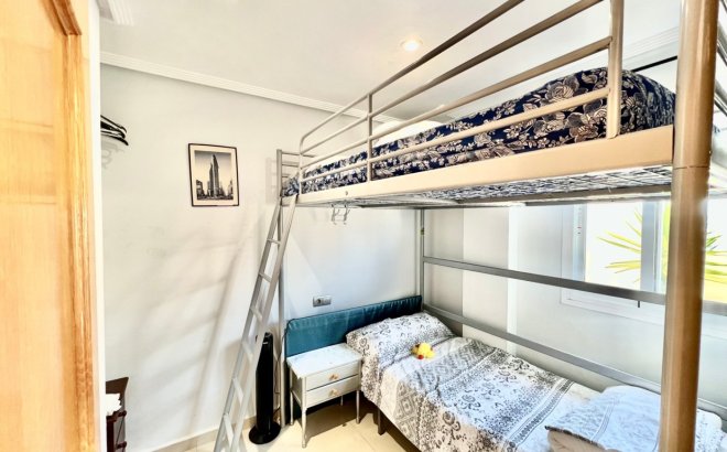 Resale - Penthouse -
Torrevieja - Centro