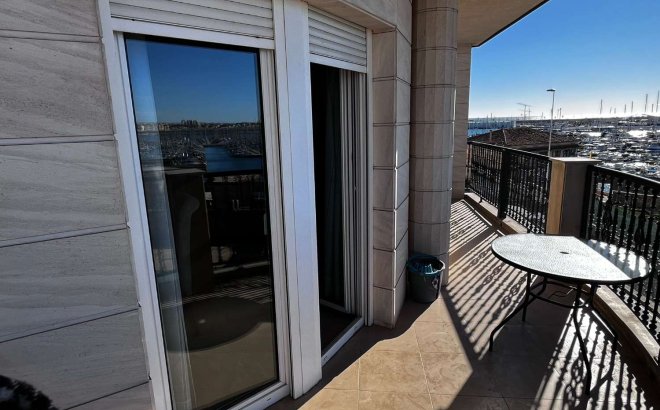 Resale - Apartment -
Torrevieja - Costa Blanca