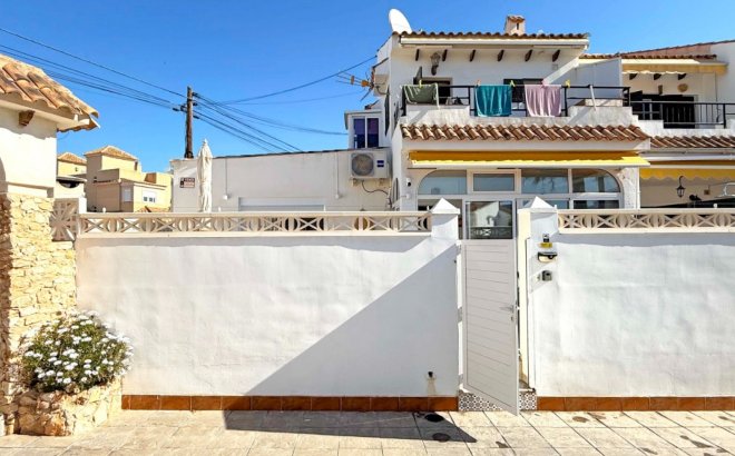 Herverkoop - Bungalow -
Torrevieja - Costa Blanca