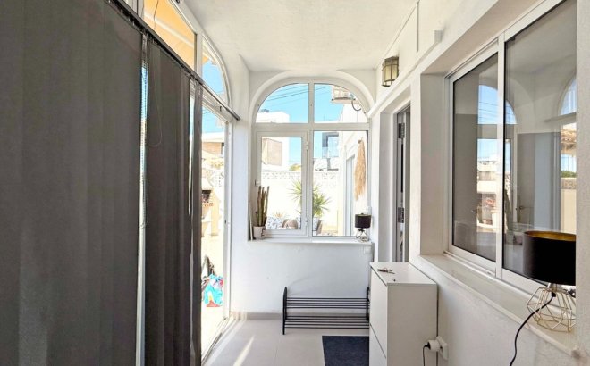 Herverkoop - Bungalow -
Torrevieja - Costa Blanca