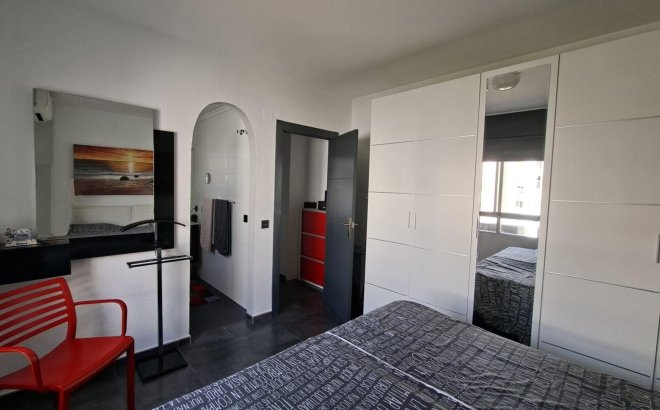 Resale - Apartment -
Torrevieja - Acequion