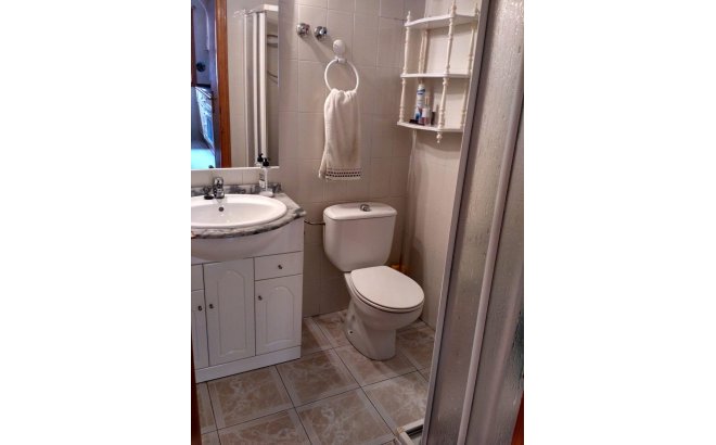 Herverkoop - Town House -
Torrevieja - Los Europeos