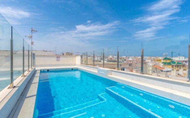Resale - Apartment -
Torrevieja - Costa Blanca