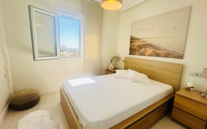 Resale - Apartment -
Torrevieja - Nueva Torrevieja