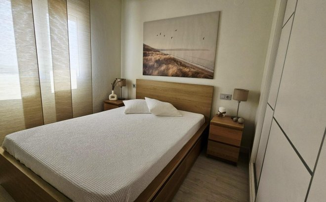 Resale - Apartment -
Torrevieja - Nueva Torrevieja