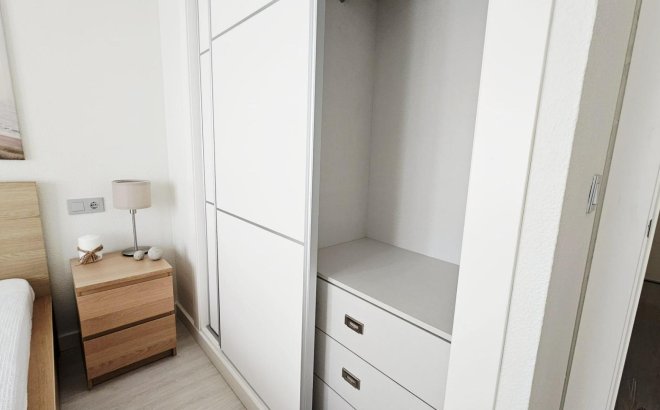 Resale - Apartment -
Torrevieja - Nueva Torrevieja