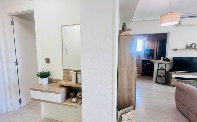 Resale - Apartment -
Torrevieja - Nueva Torrevieja