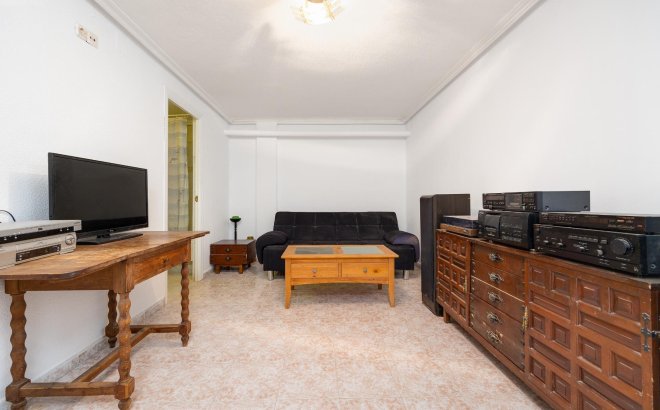 Resale - Bungalow -
Torrevieja - Torre La Mata