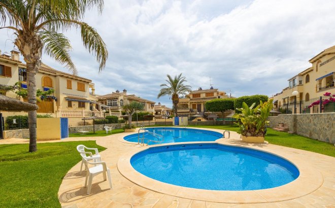 Resale - Bungalow -
Torrevieja - Torre La Mata