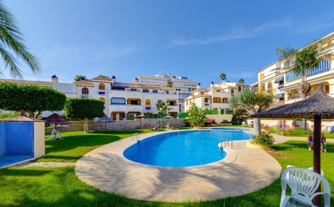 Resale - Bungalow -
Torrevieja - Torre La Mata