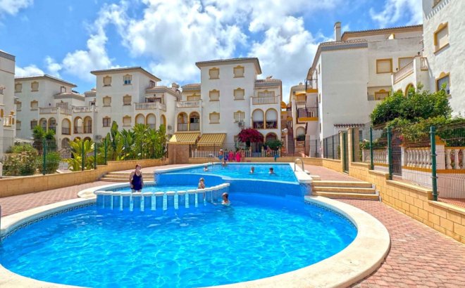 Resale - Dúplex -
Torrevieja - Costa Blanca