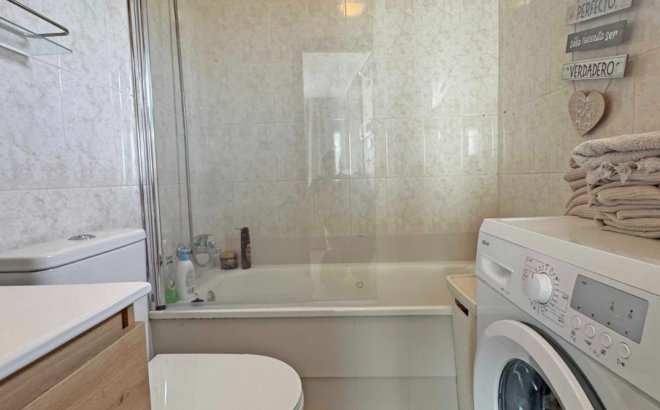 Resale - Dúplex -
Torrevieja - Costa Blanca