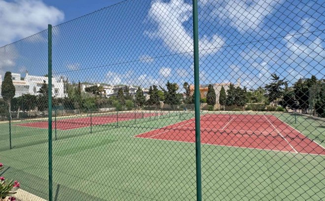 Resale - Dúplex -
Torrevieja - Costa Blanca