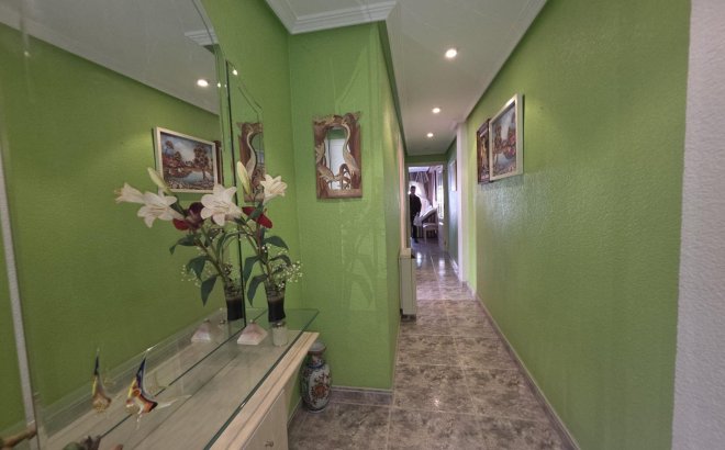 Resale - Apartment -
Torrevieja - Acequion