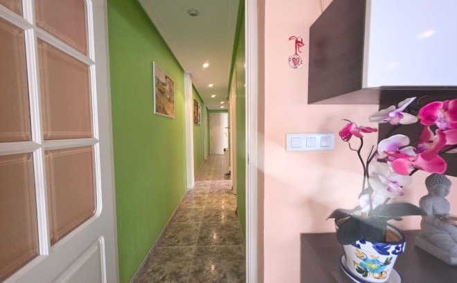 Resale - Apartment -
Torrevieja - Acequion