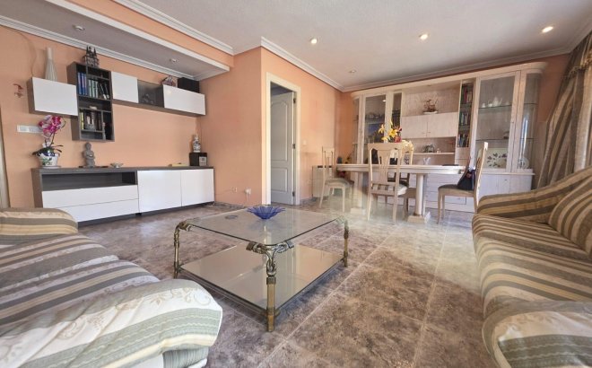 Resale - Apartment -
Torrevieja - Acequion