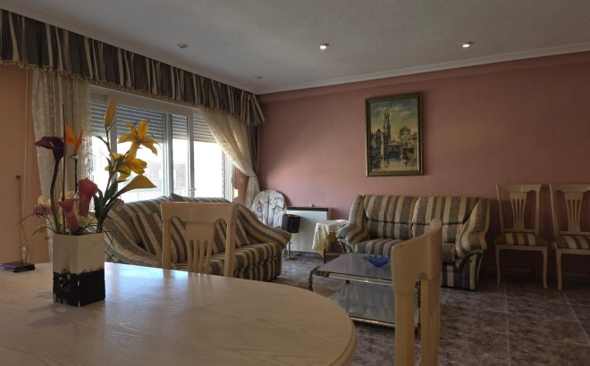 Resale - Apartment -
Torrevieja - Acequion