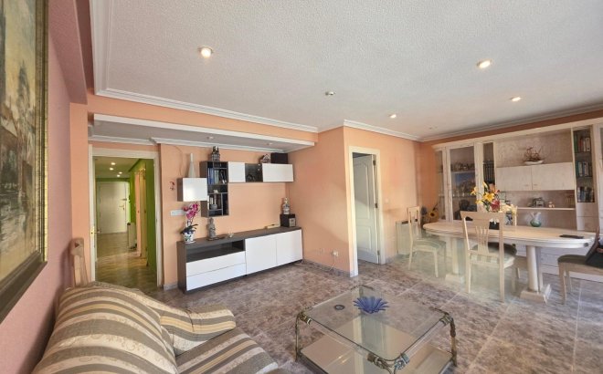 Resale - Apartment -
Torrevieja - Acequion