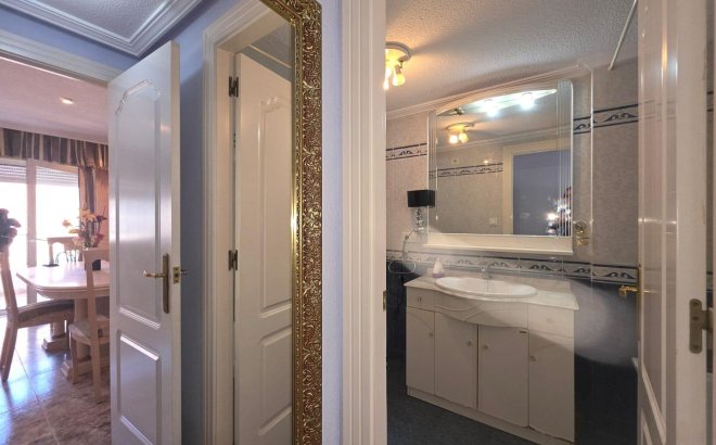 Resale - Apartment -
Torrevieja - Acequion