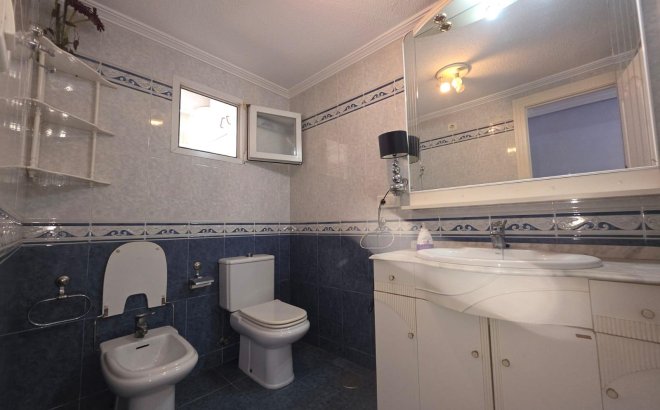 Resale - Apartment -
Torrevieja - Acequion