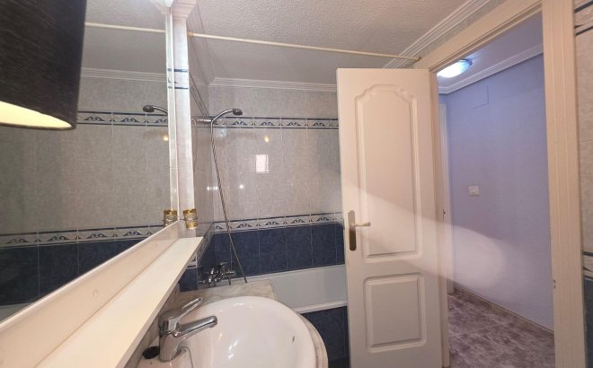 Resale - Apartment -
Torrevieja - Acequion