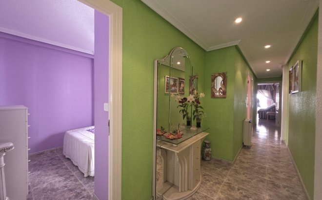 Resale - Apartment -
Torrevieja - Acequion