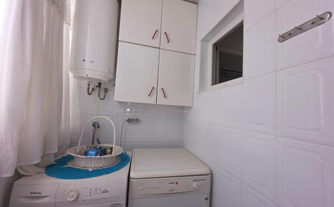 Resale - Apartment -
Torrevieja - Acequion