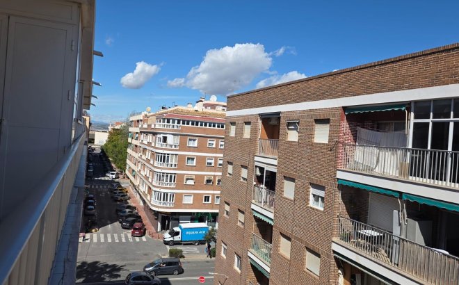 Resale - Apartment -
Torrevieja - Acequion