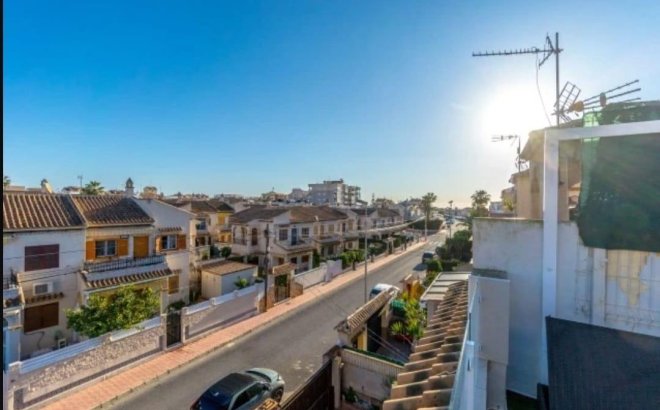 Resale - Semi Detached -
Torrevieja - Aguas Nuevas