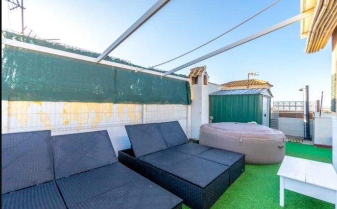 Resale - Semi Detached -
Torrevieja - Aguas Nuevas